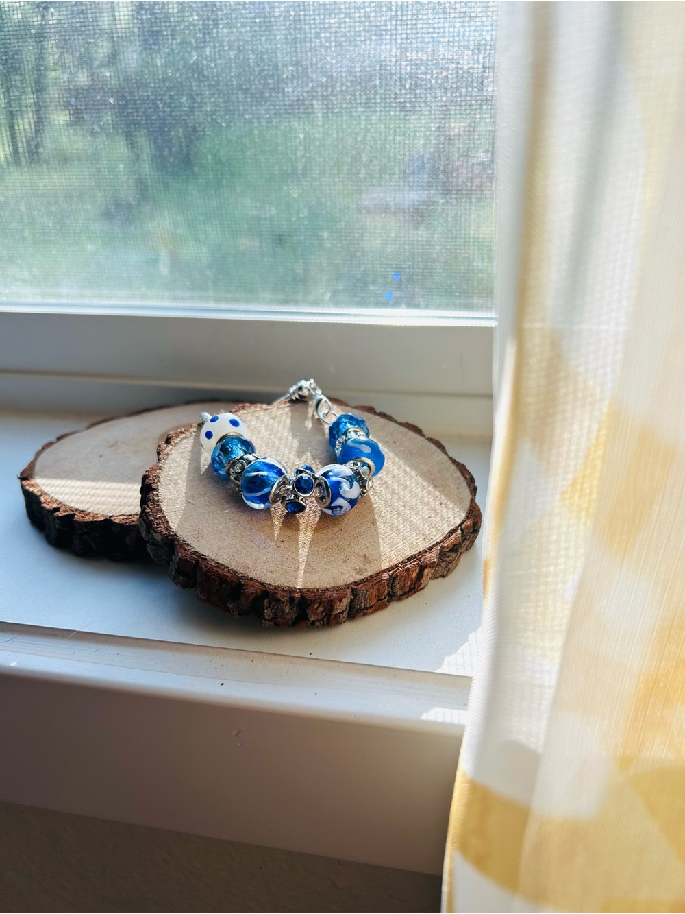 Blue & White Beaded Charm Bracelet | Glass Bead Bracelet | Coastal Jewelry - Picture 5 of 8